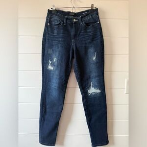 Judy Blue Boyfriend Fit Jeans 9/29 Distressed Dark Wash